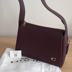 Coach Lola shoulder bag in Merlot